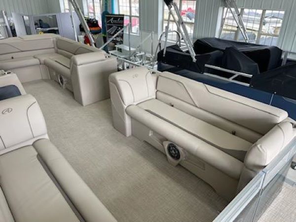 2023 Avalon Venture Cruise 2380 Pontoon