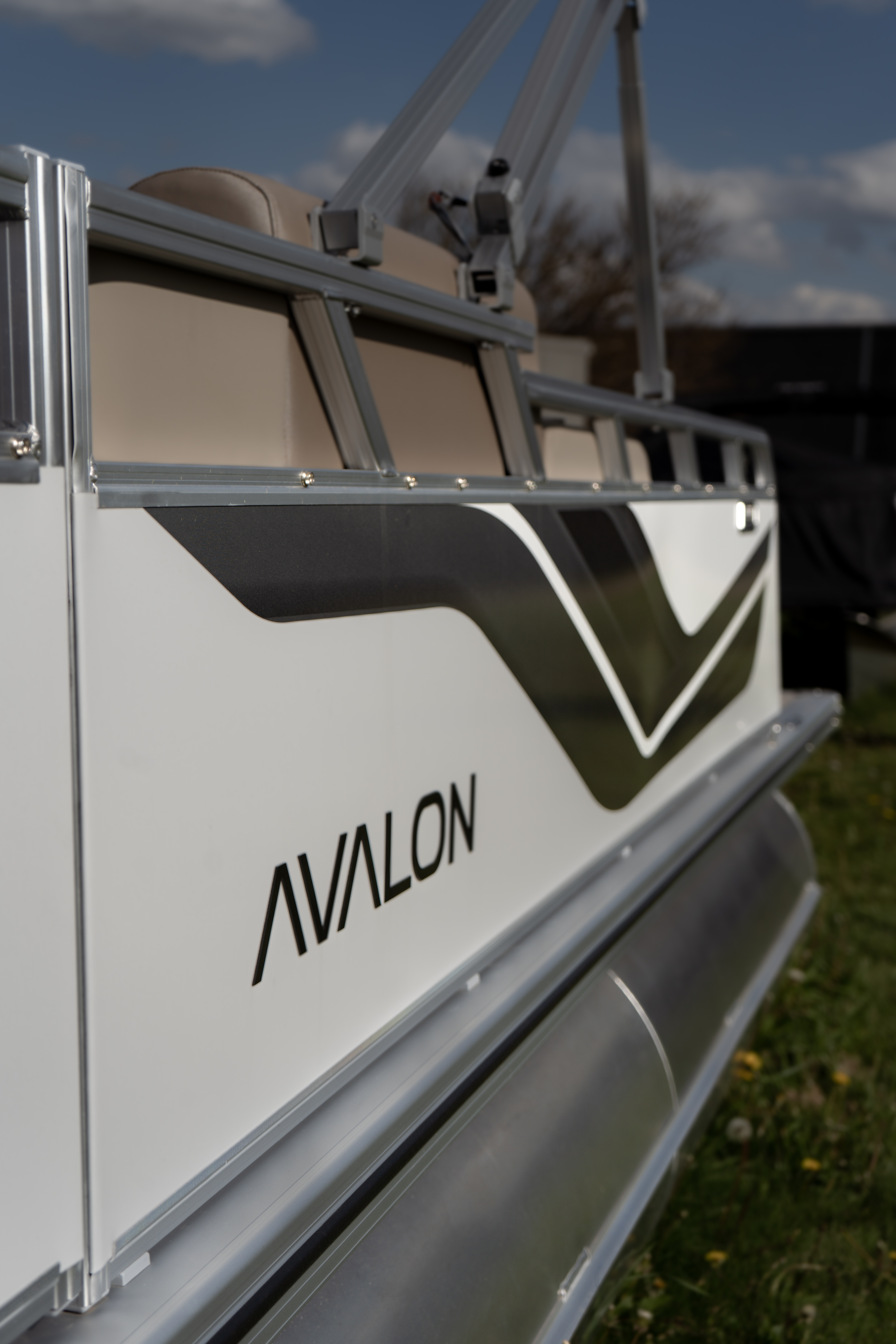 2026 Avalon Venture 85 Versatile Rear Bench Pontoon